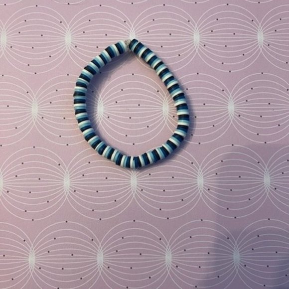 beadybracelets Jewelry - Blue, and white bracelet